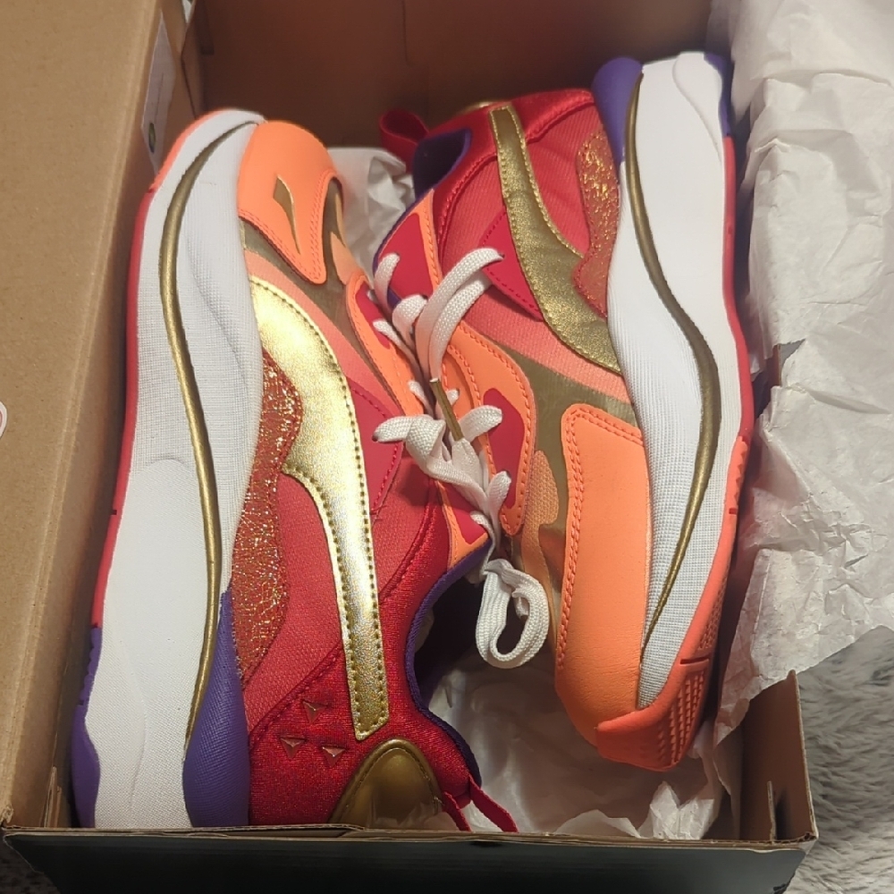 Colorful Athletic Sneakers with Gold Accents
